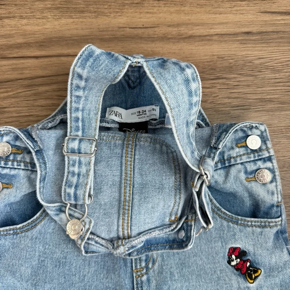Zara x Disney Minnie Mouse All-Over Embroidered Jean Overalls Toddler 18-24M